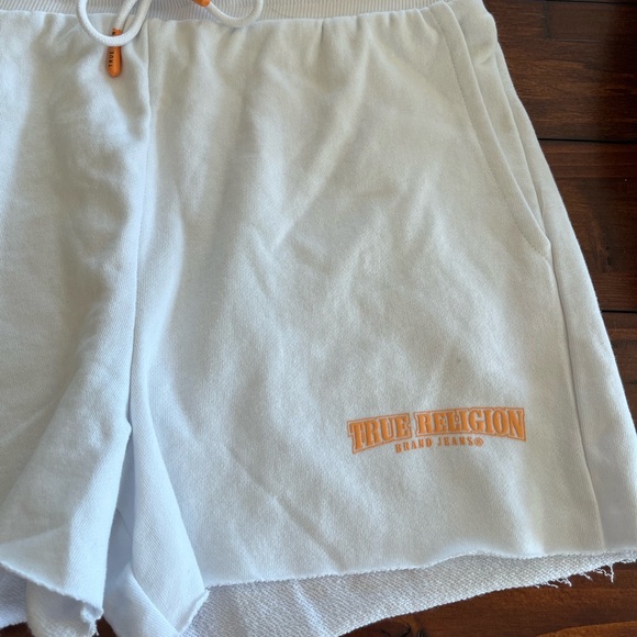 True Religion gym shorts - Picture 2 of 11